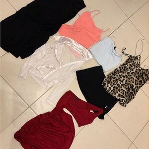 bundle of women’s clothing (size S)
